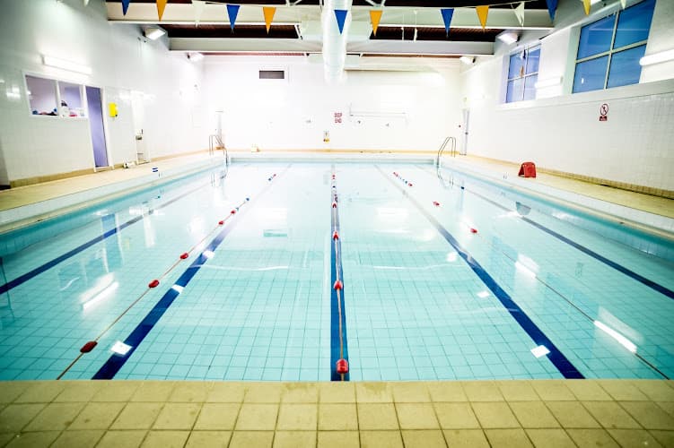 SwimEasy Ltd - Swimming school in Unknown