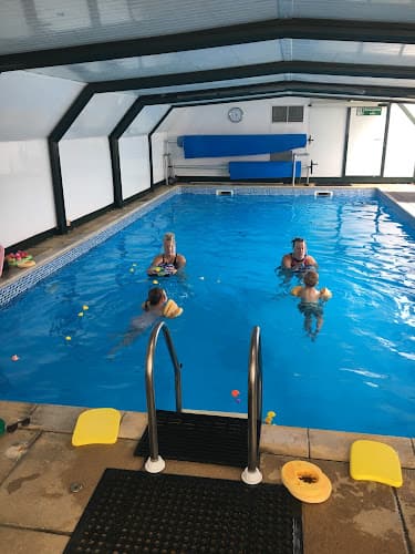 Swim121 swimming school facility in Chesterfield, Unknown - Professional swimming lessons and training