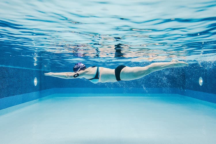 Swimming Nature Cricklewood swimming school facility in London, Unknown - Professional swimming lessons and training