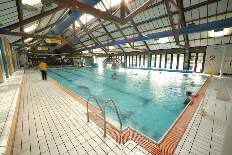 Tonbridge Swimming Pool swimming school facility in Tonbridge, Unknown - Professional swimming lessons and training