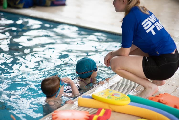 Swimtime Berkshire swimming school facility in Bracknell, Unknown - Professional swimming lessons and training