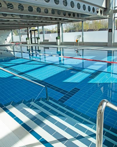 Village Gym Edinburgh swimming school facility in Edinburgh, Unknown - Professional swimming lessons and training