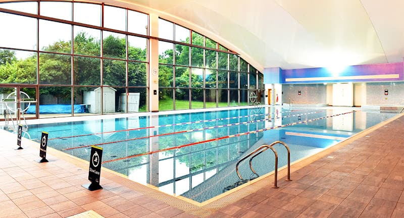 David Lloyd Leeds swimming school facility in Leeds, Unknown - Professional swimming lessons and training
