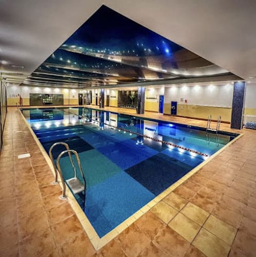 Nuffield Health Leeds Fitness & Wellbeing Gym swimming school facility in Leeds, Unknown - Professional swimming lessons and training