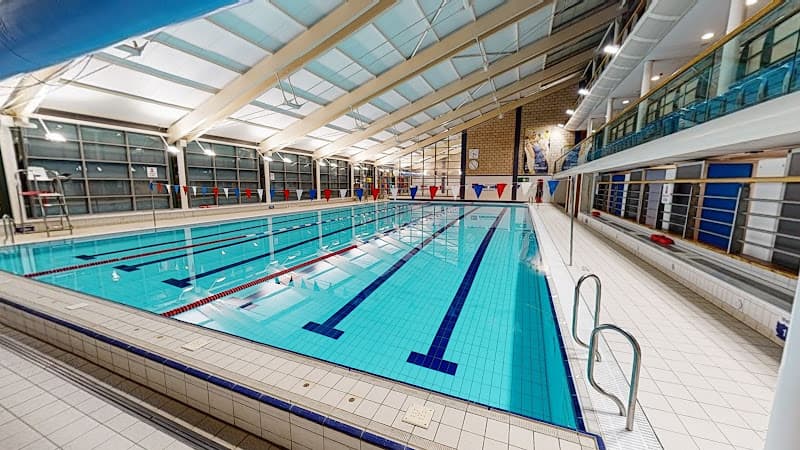 Loughton Leisure Centre swimming school facility in Loughton, Unknown - Professional swimming lessons and training
