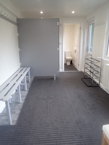 Aqua Fish Swim School - Swimming school in Wokingham