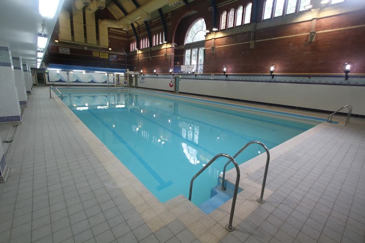MyActive Glossop Swim swimming school facility in Glossop, Unknown - Professional swimming lessons and training