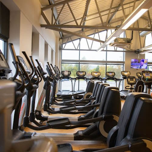 Rossendale Leisure Trust Ltd swimming school facility in Rossendale, Unknown - Professional swimming lessons and training