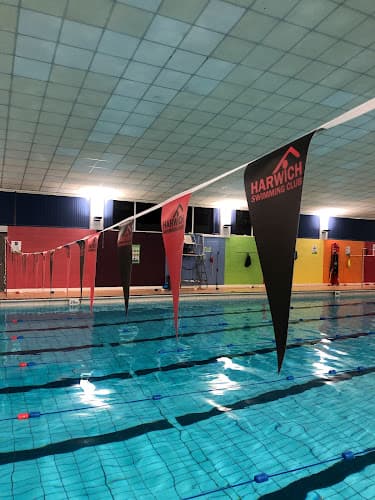 Harwich, Dovercourt & Parkeston Swimming Club - Swimming school in London