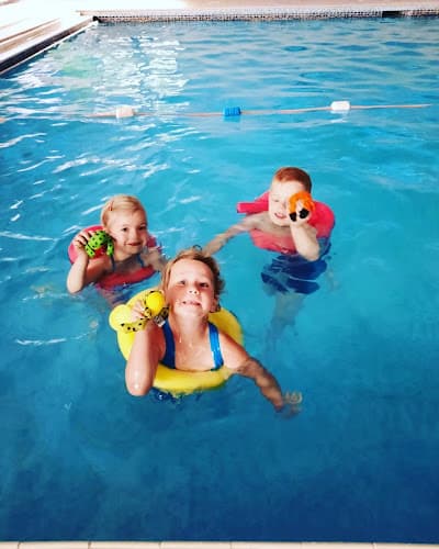 Splash Moreton Hall Swim School swimming school facility in Bury Saint Edmunds, Unknown - Professional swimming lessons and training