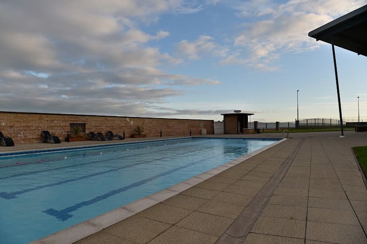 David Lloyd Edinburgh Newhaven Harbour swimming school facility in Edinburgh, Unknown - Professional swimming lessons and training