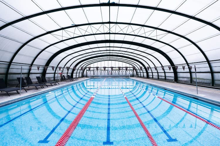 David Lloyd Ringwood swimming school facility in Ringwood, Unknown - Professional swimming lessons and training